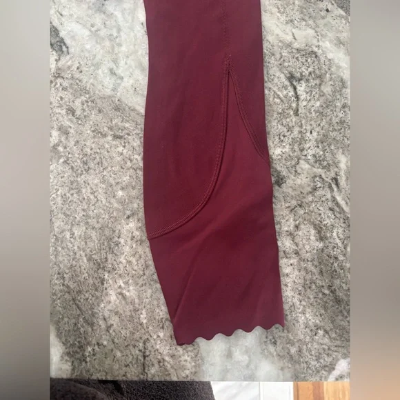 Lululemon Burgundy Leggings, SIZE 0 - Picture 7 of 7